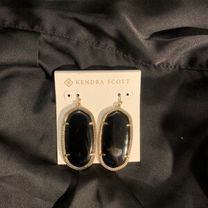 Kendra Scott Danielle Earrings Gold and Black